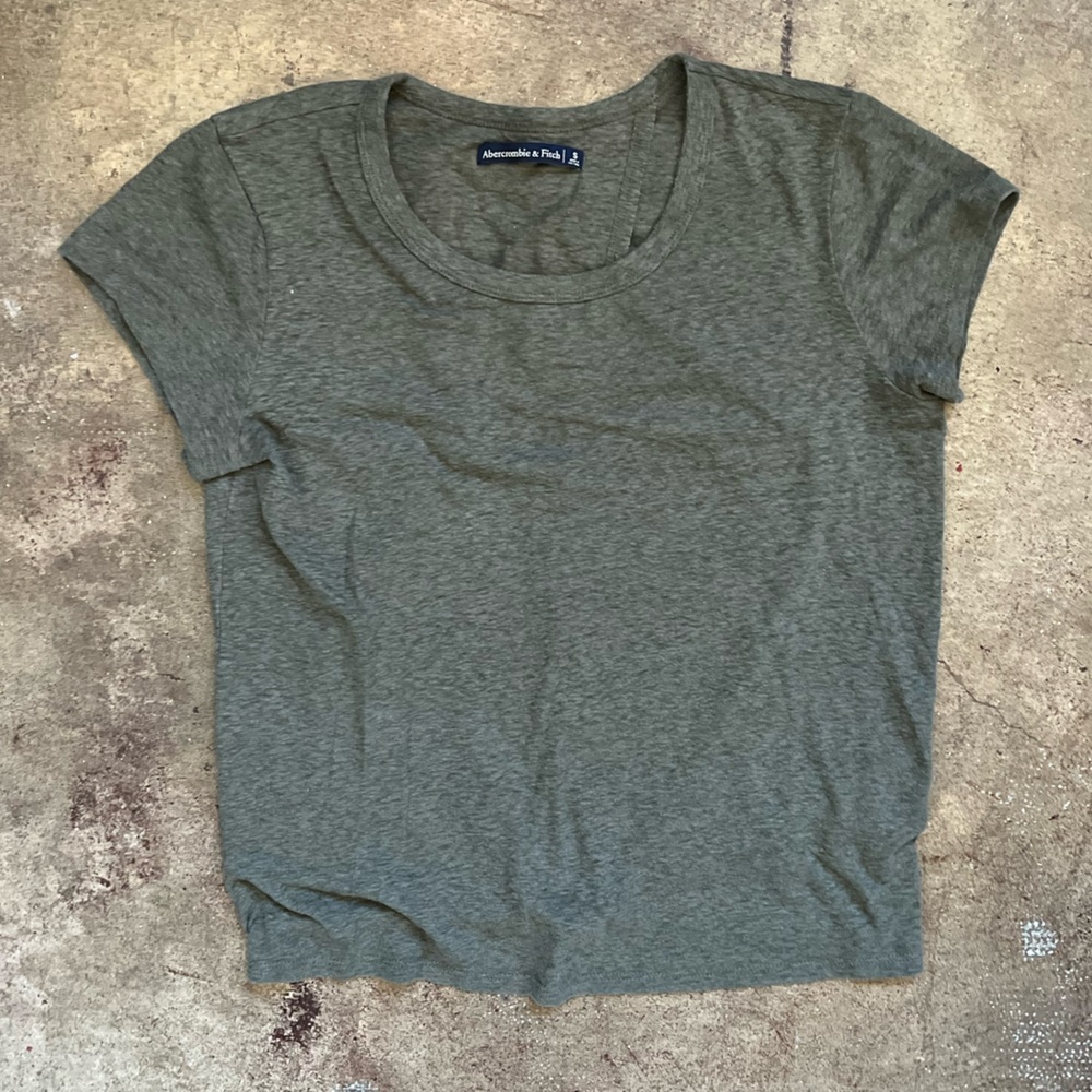 Abercrombie and fitch open back tee